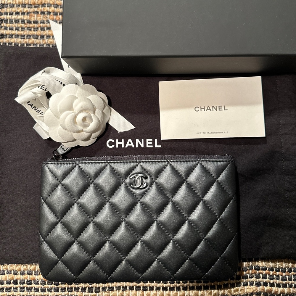 NEW Auth Chanel So Black CC O-Case 2024 Small Pouch